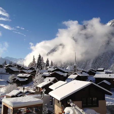 Tschuggen 75 木屋 *